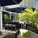 Palace 5*