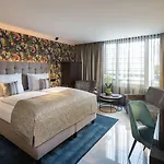 Palace Hotel 5*