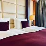 Palace 5* Berlin
