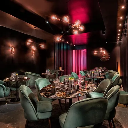 Palace Hotel 5*