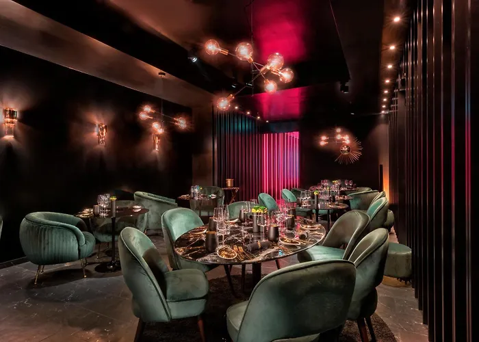 柏林皇宫饭店 酒店 5*